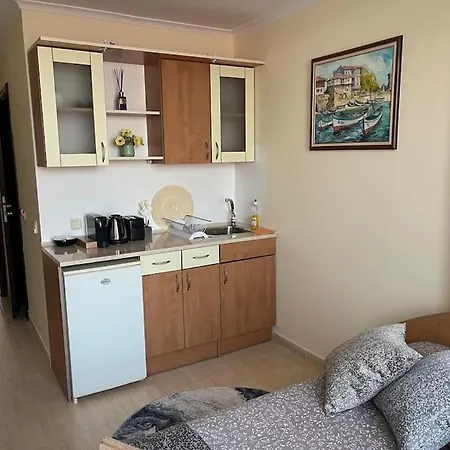 Beachfront In Marina Dinevi Apartmán Sveti Vlas