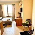 Beachfront In Marina Dinevi * سفيتي فلاس